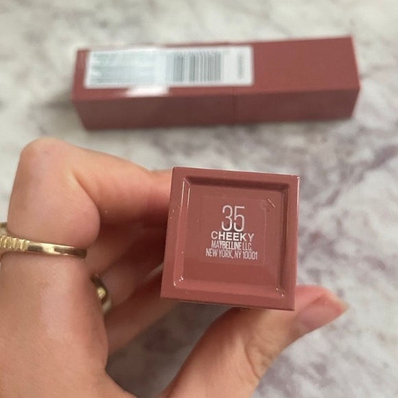 Maybelline Superstay Vinyl Ink Liquid Lipstick, 35 Cheeky  (2) - Picture 7 of 7